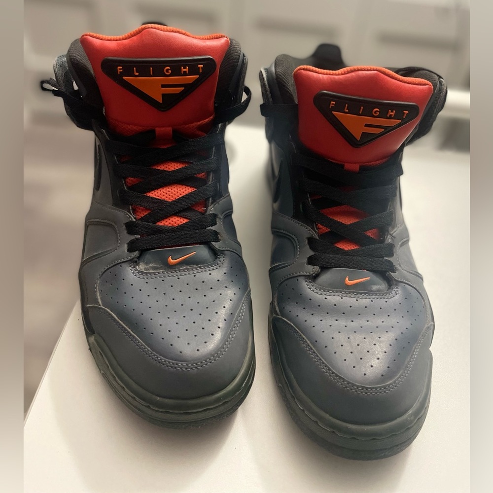 Air Flight Falcons